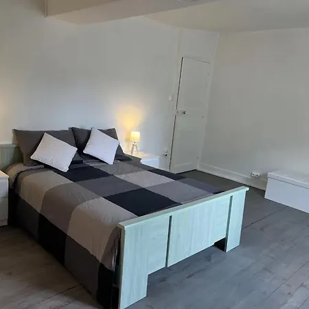 Les Bruyeres 펜션 Neuilly-le-Vendin