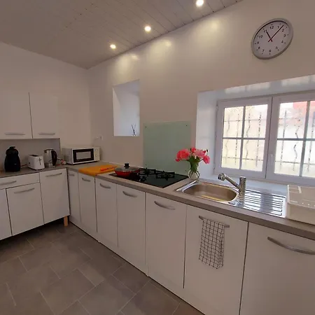 펜션 Les Bruyeres *