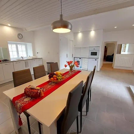 펜션 Les Bruyeres *